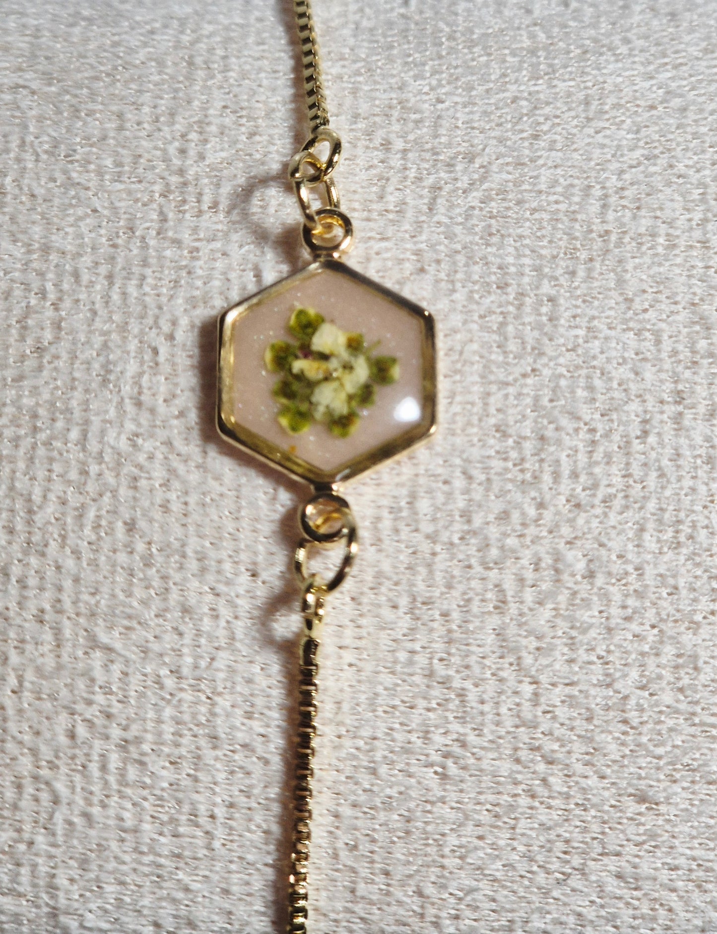 Alyssums Bracelet Hex 3