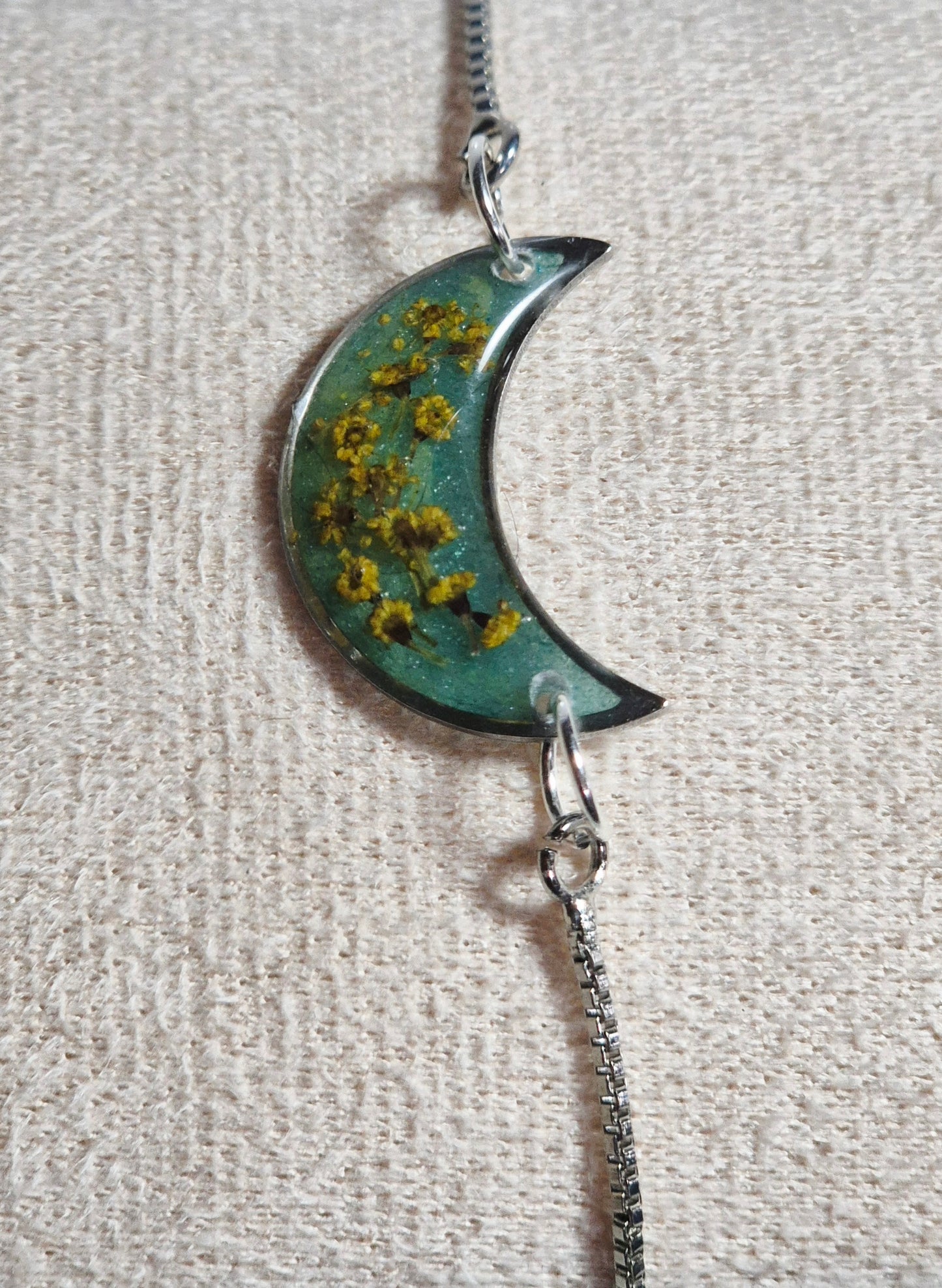 Alyssums Bracelet Crescent 2